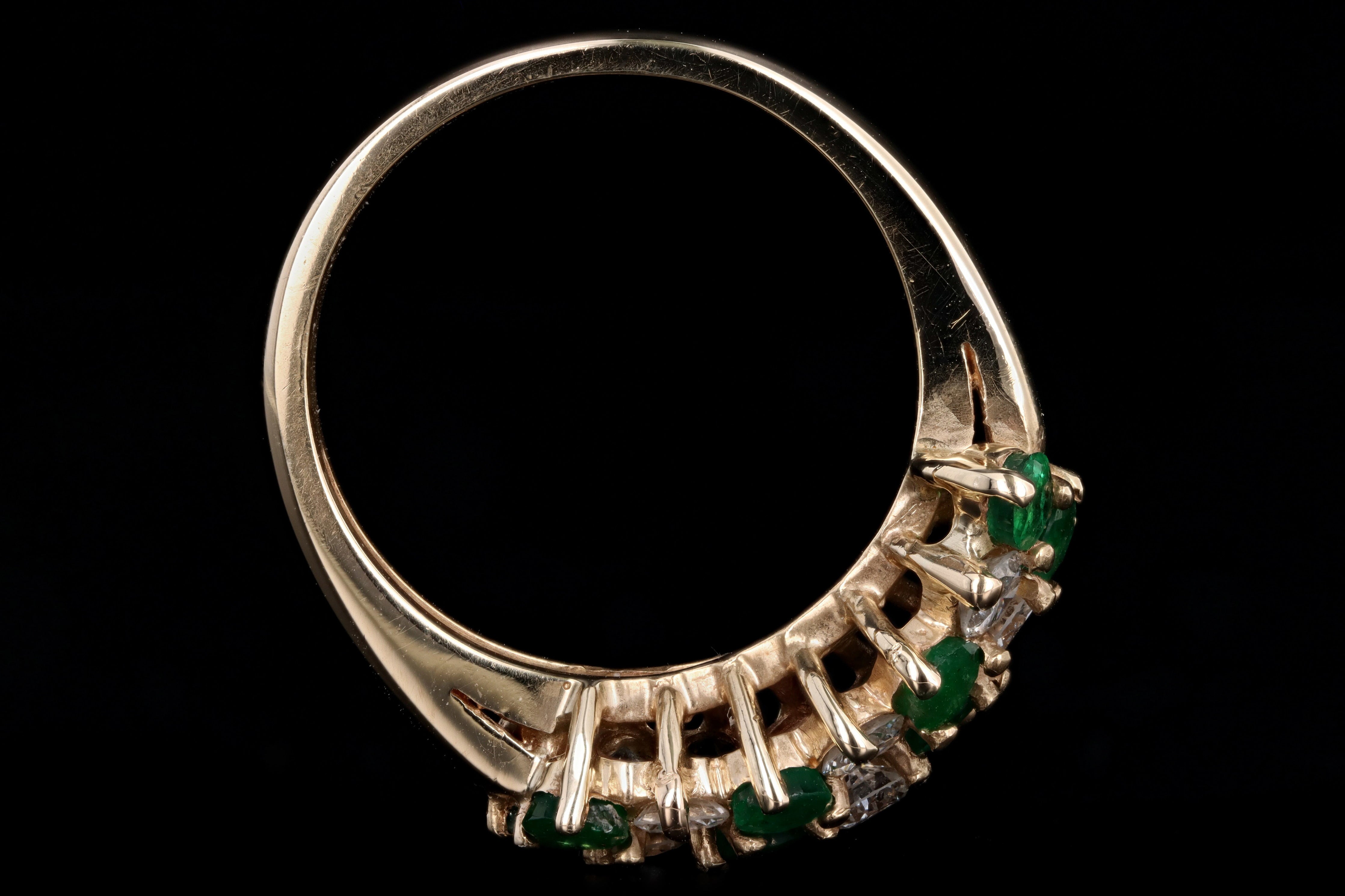 Vintage 14K Yellow Gold Round Brilliant Diamond & Emerald Ring - Queen May