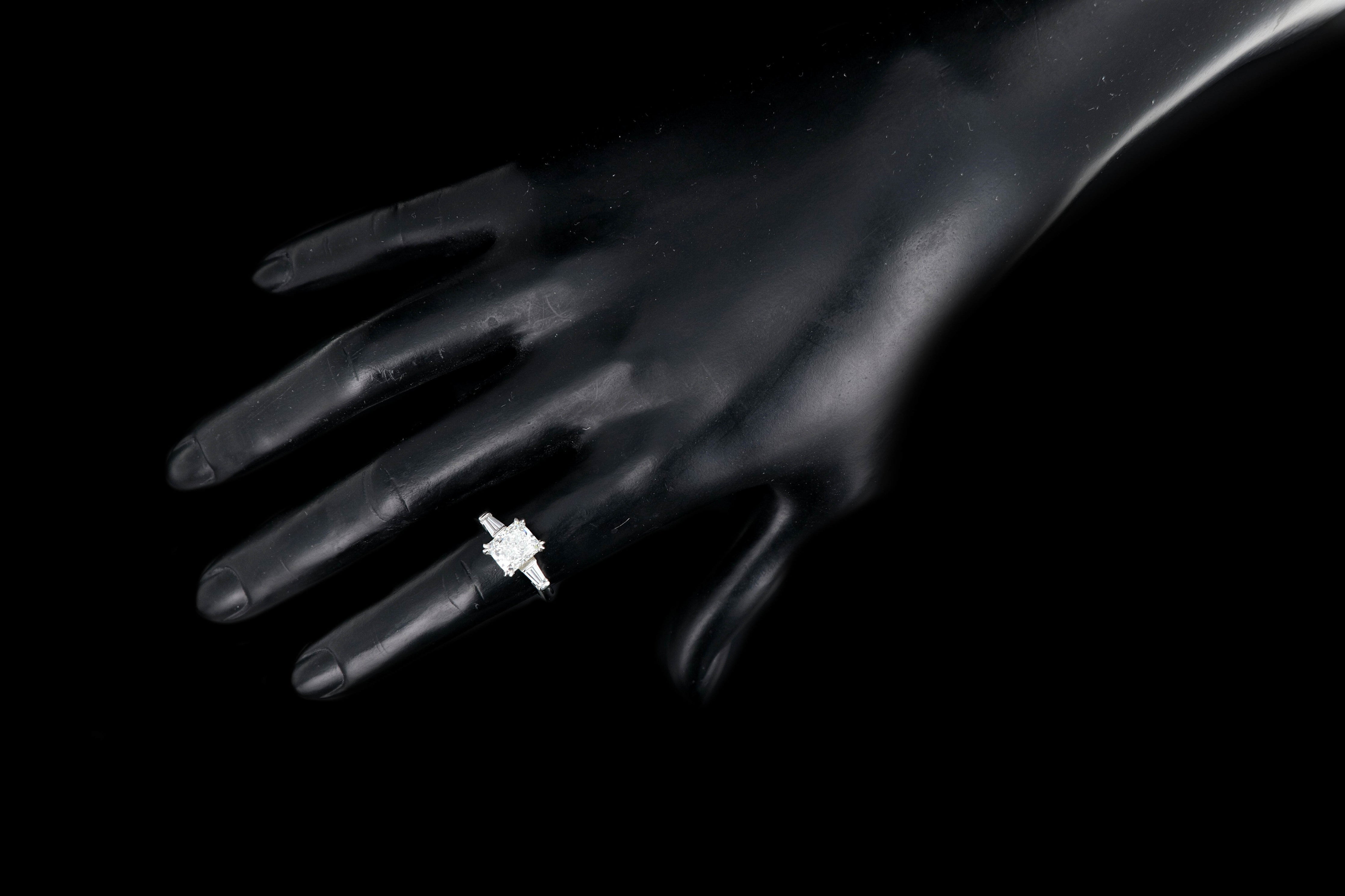 Modern Platinum 2.43 Carat Radiant Cut Diamond Engagement Ring GIA Certified - Queen May