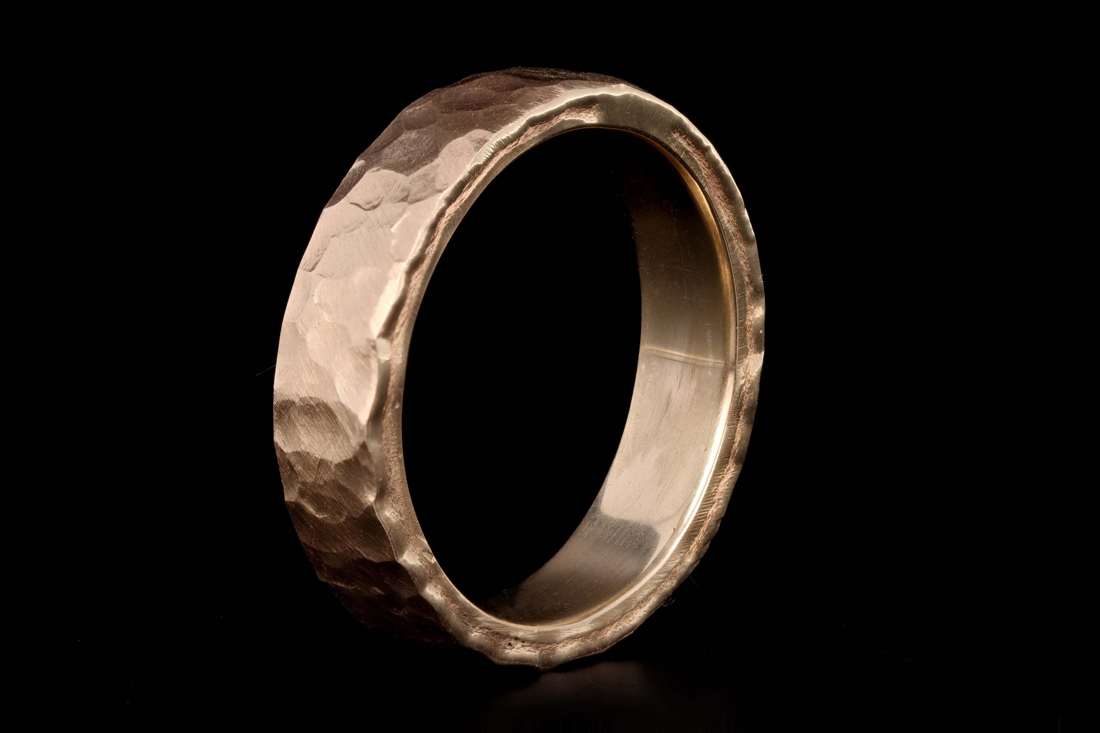 New Handmade Hammered 14K Yellow Gold 5.5mm Mens Wedding Band Size 11 - Queen May