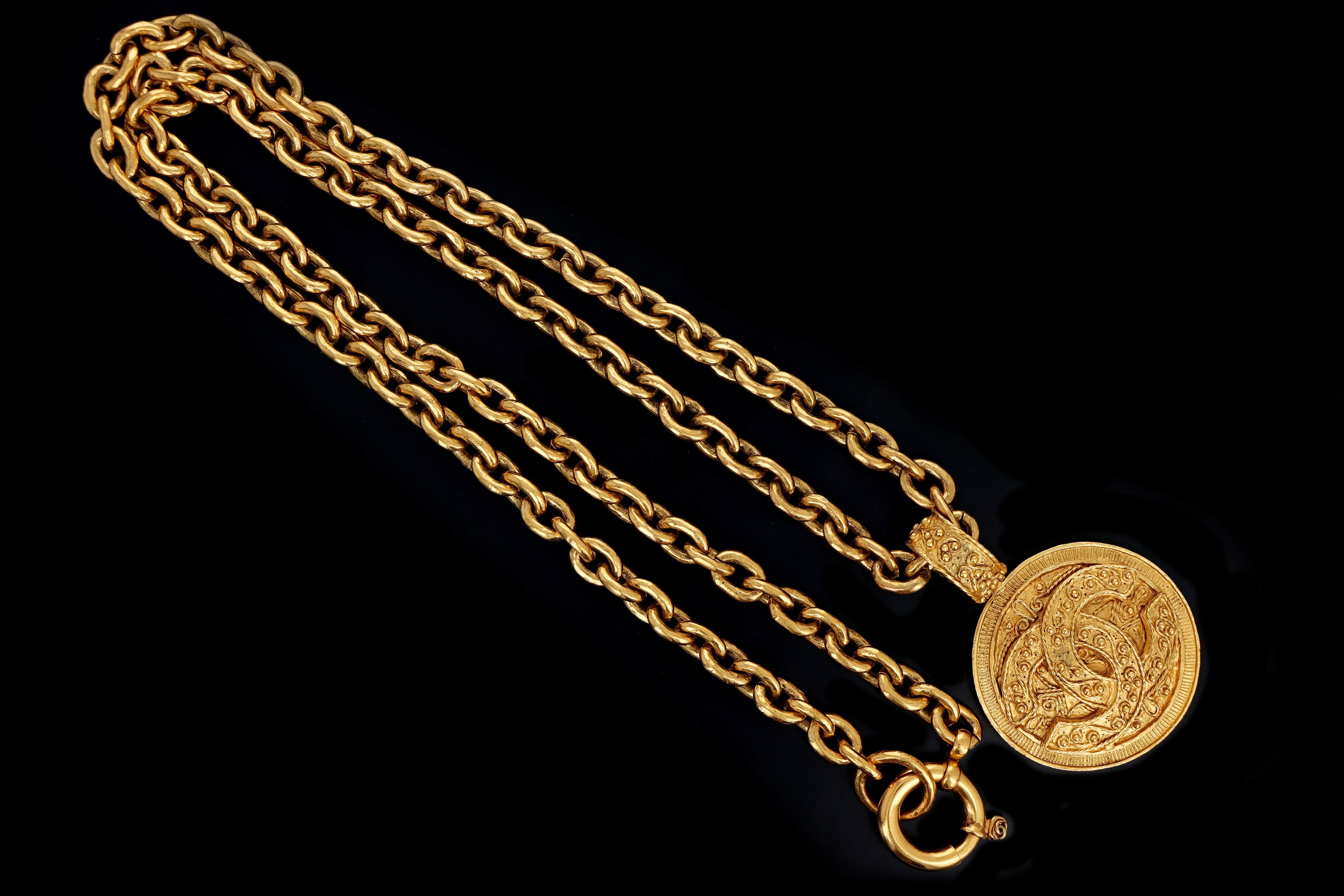 1990's Vintage Chanel Gold Plated Necklace - Queen May