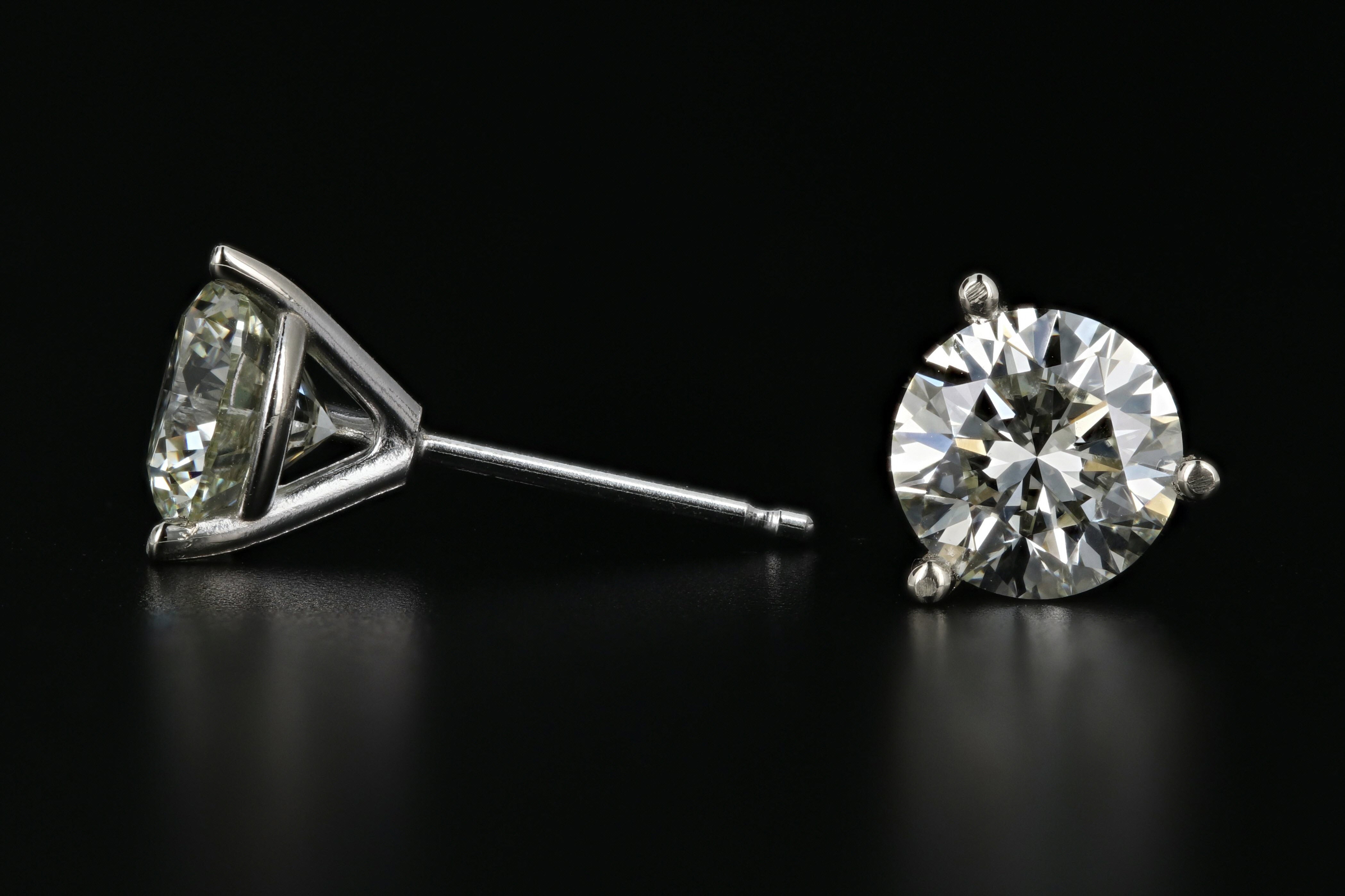 New 14K White Gold 2.05 Total Carat Weight Diamond Earrings GIA Certified - Queen May
