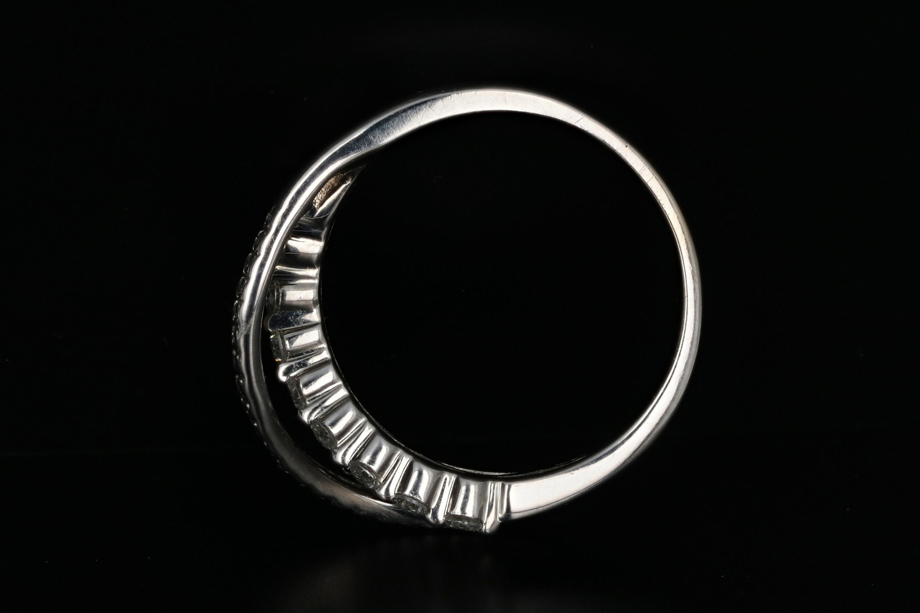 Modern 14K White Gold 1.20 Carat Band Ring - Queen May