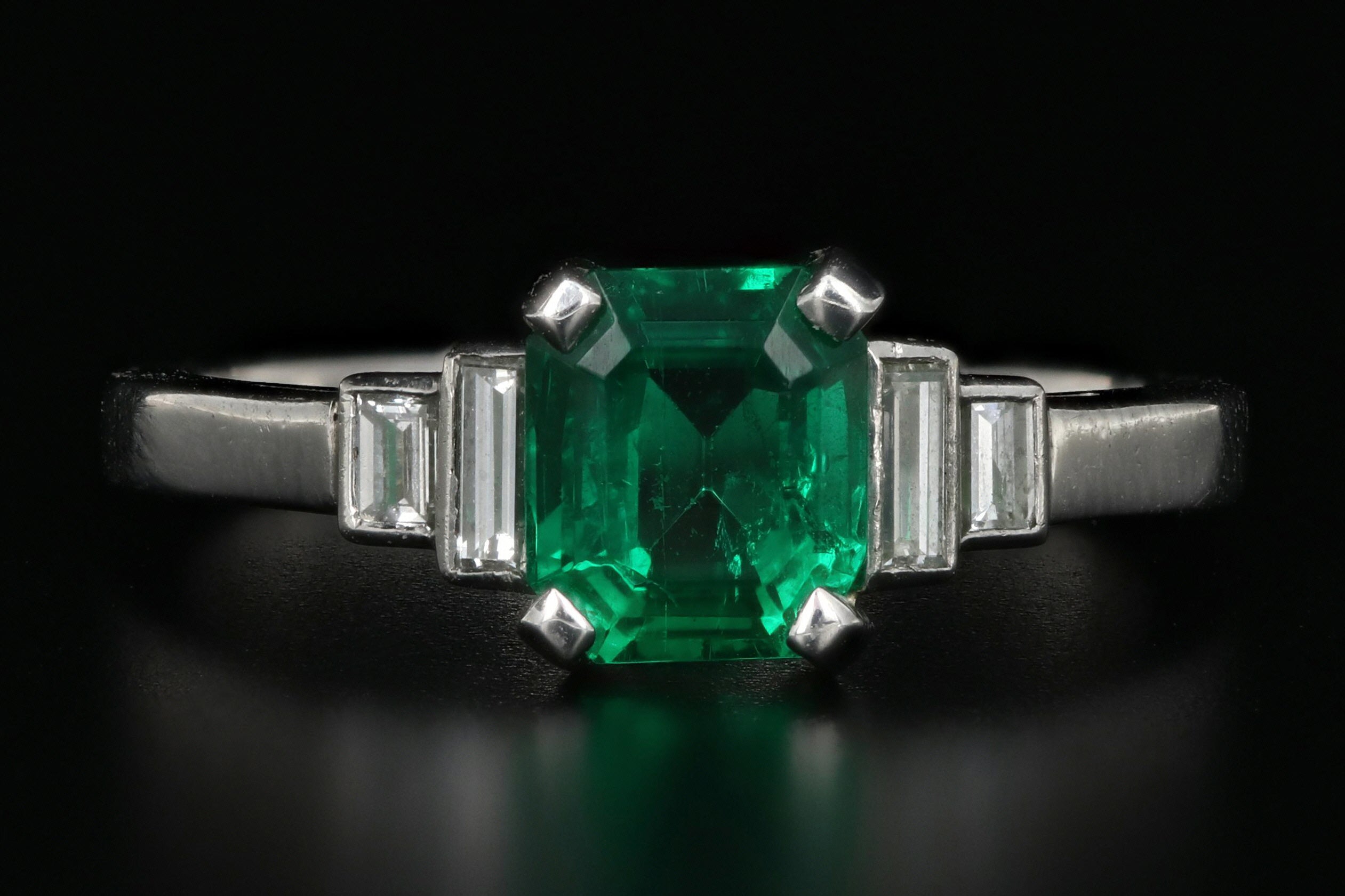 Platinum 1.28 Carat Colombian Emerald GIA Certified - Queen May