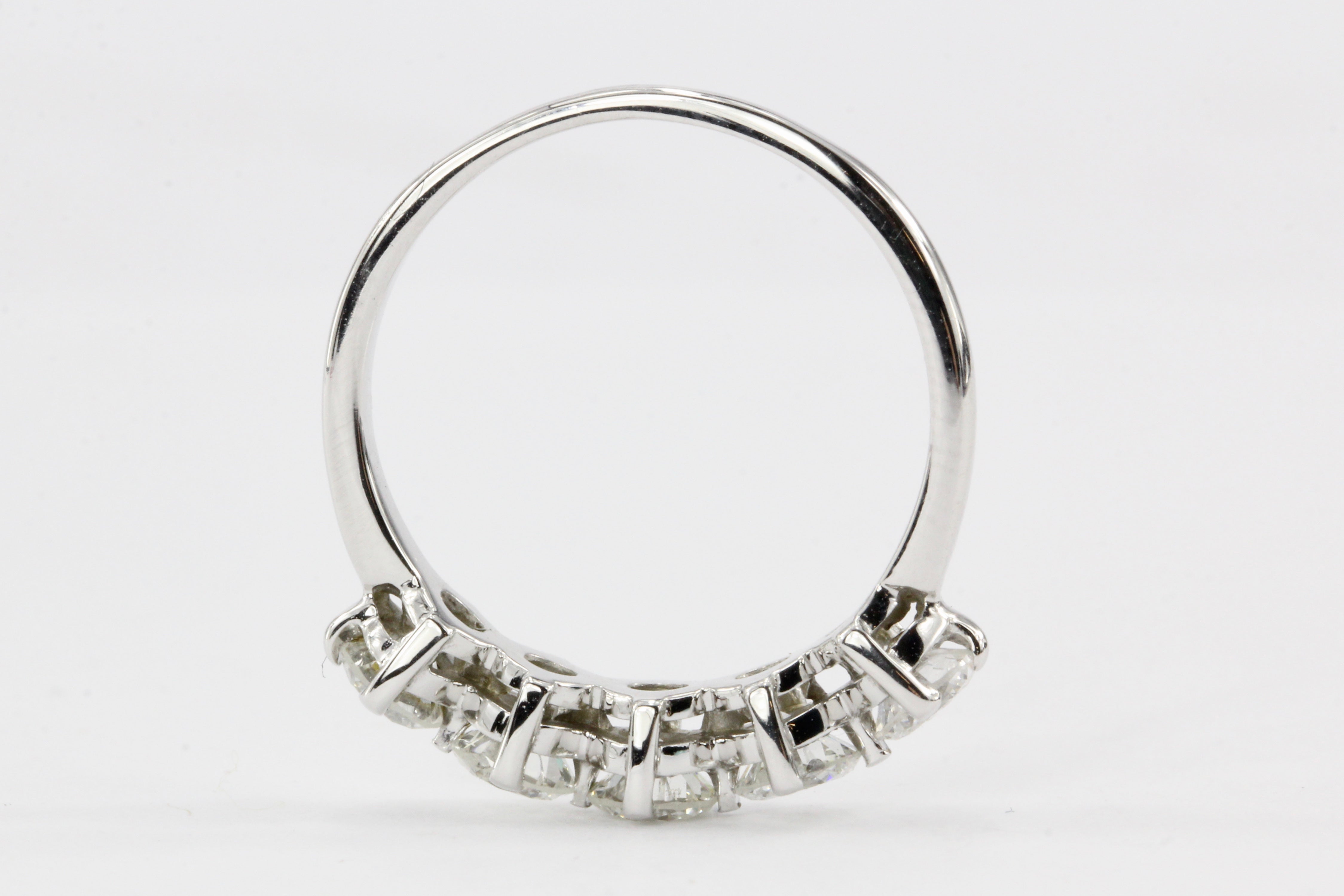 14K White Gold 1.1 CTW Diamond Band Ring - Queen May