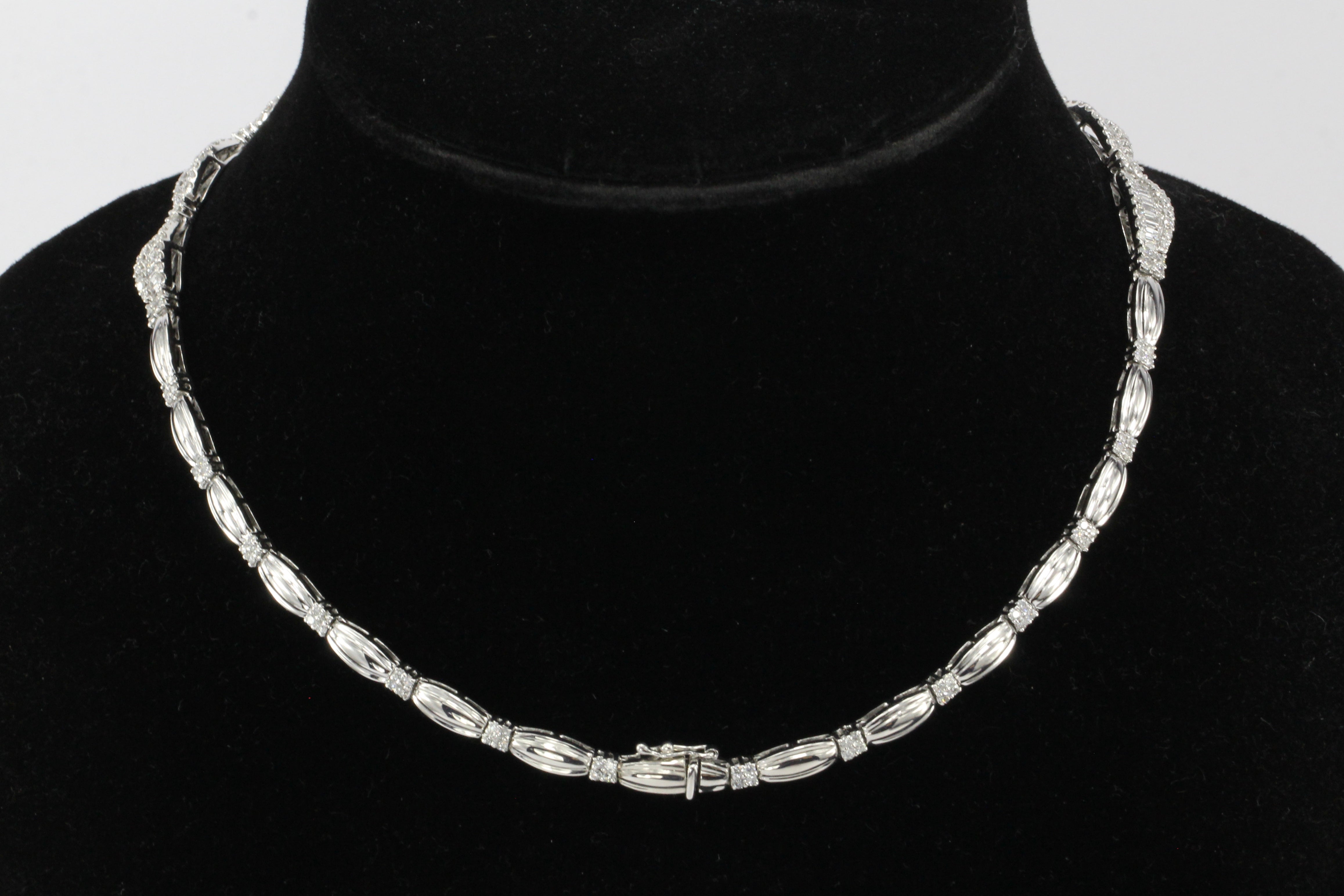 14K White Gold 10 CTW Baguette And Round Cut Diamond Necklace - Queen May