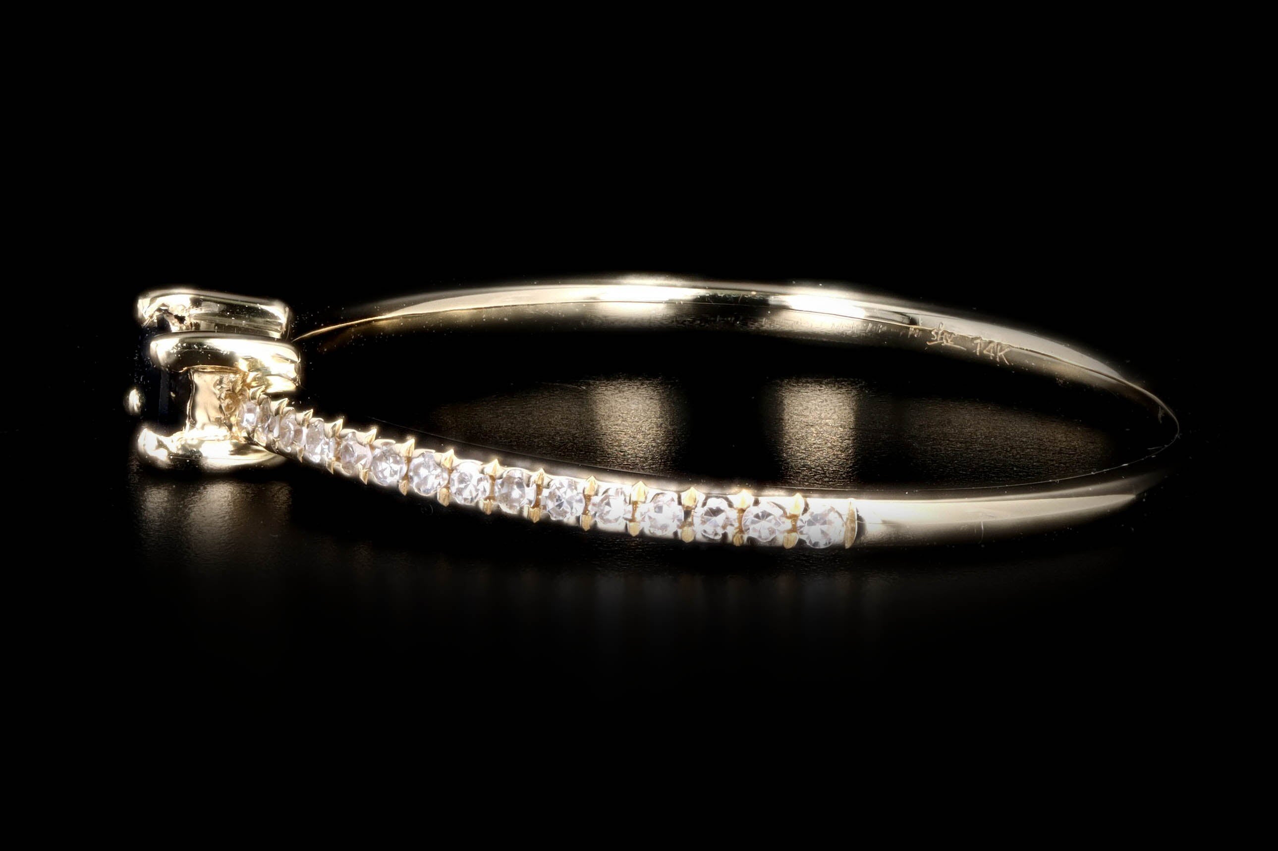 New 14K Yellow Gold Natural Sapphire & Diamond Band - Queen May