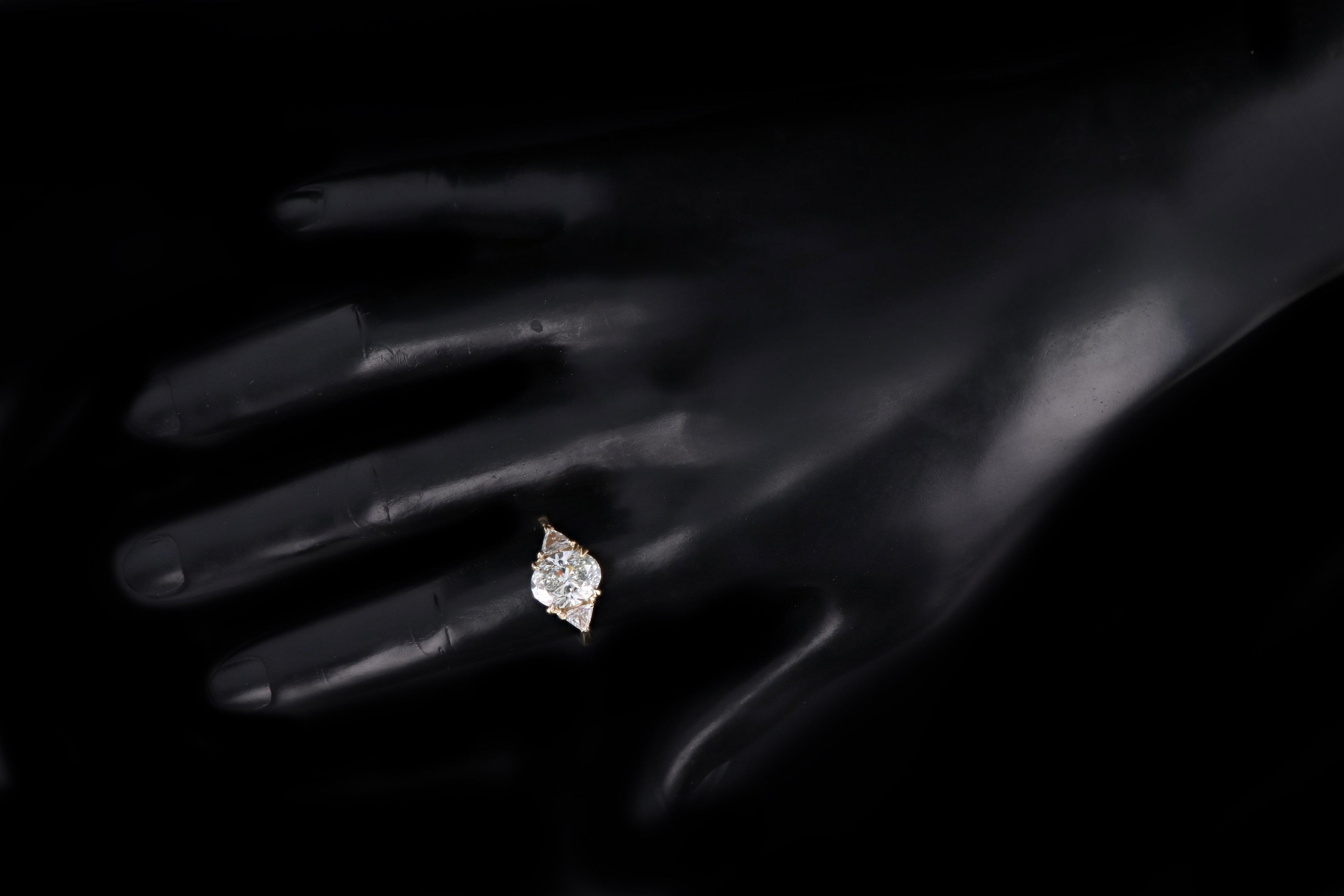 14K Yellow Gold 2.99 Carat Oval Diamond Engagement Ring GIA Certified - Queen May