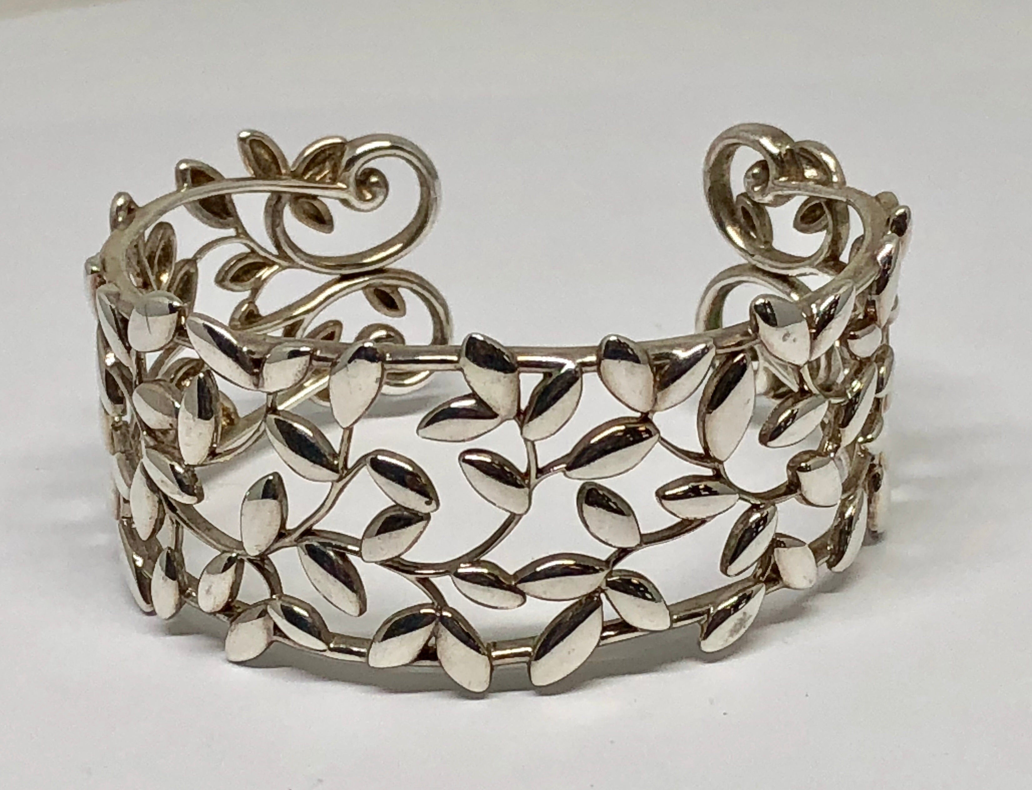 Tiffany & Co Sterling Silver Paloma Picasso Olive Leaf Cuff Bracelet - Queen May