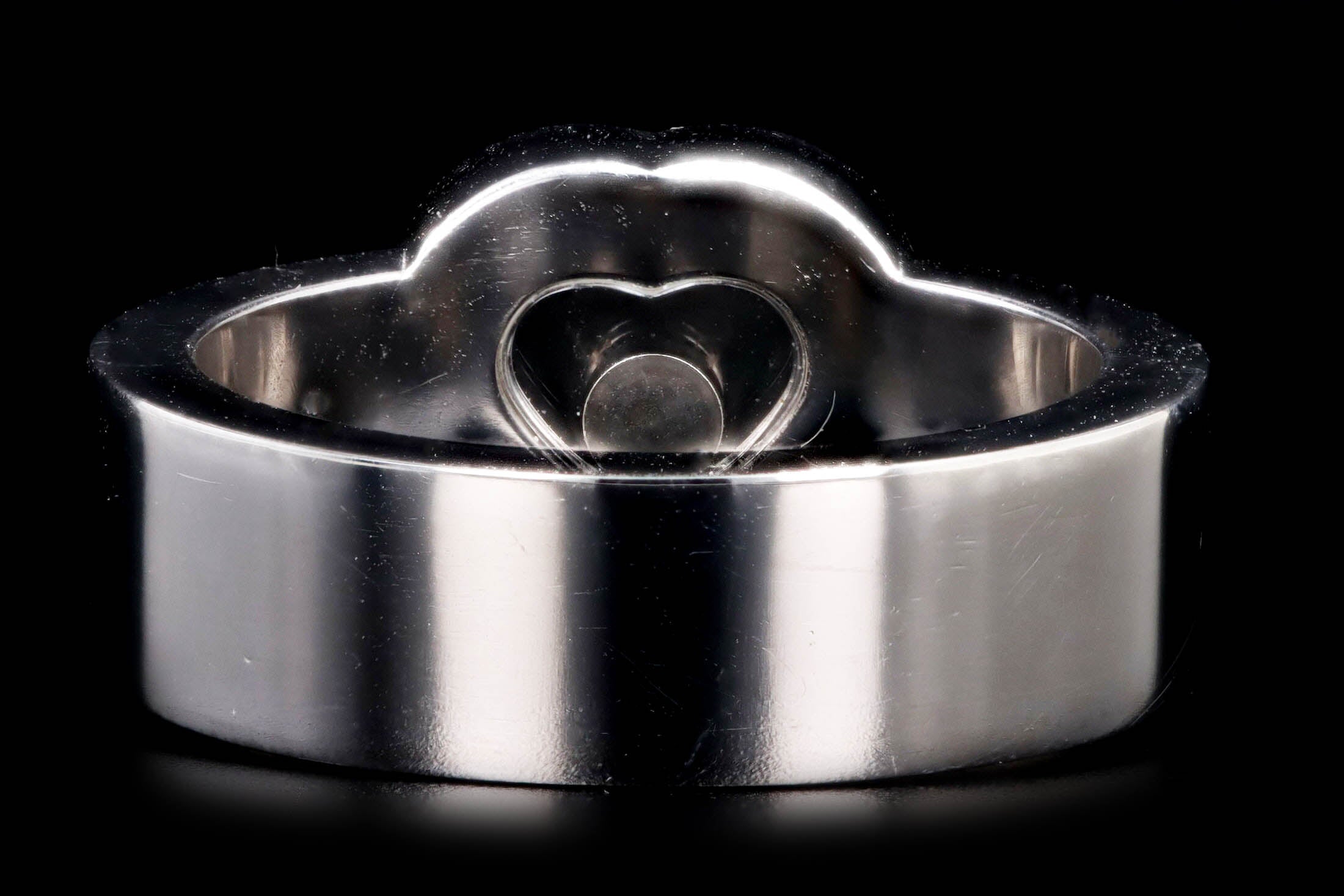 Chopard 18K White Gold Happy Diamonds Heart Ring - Queen May