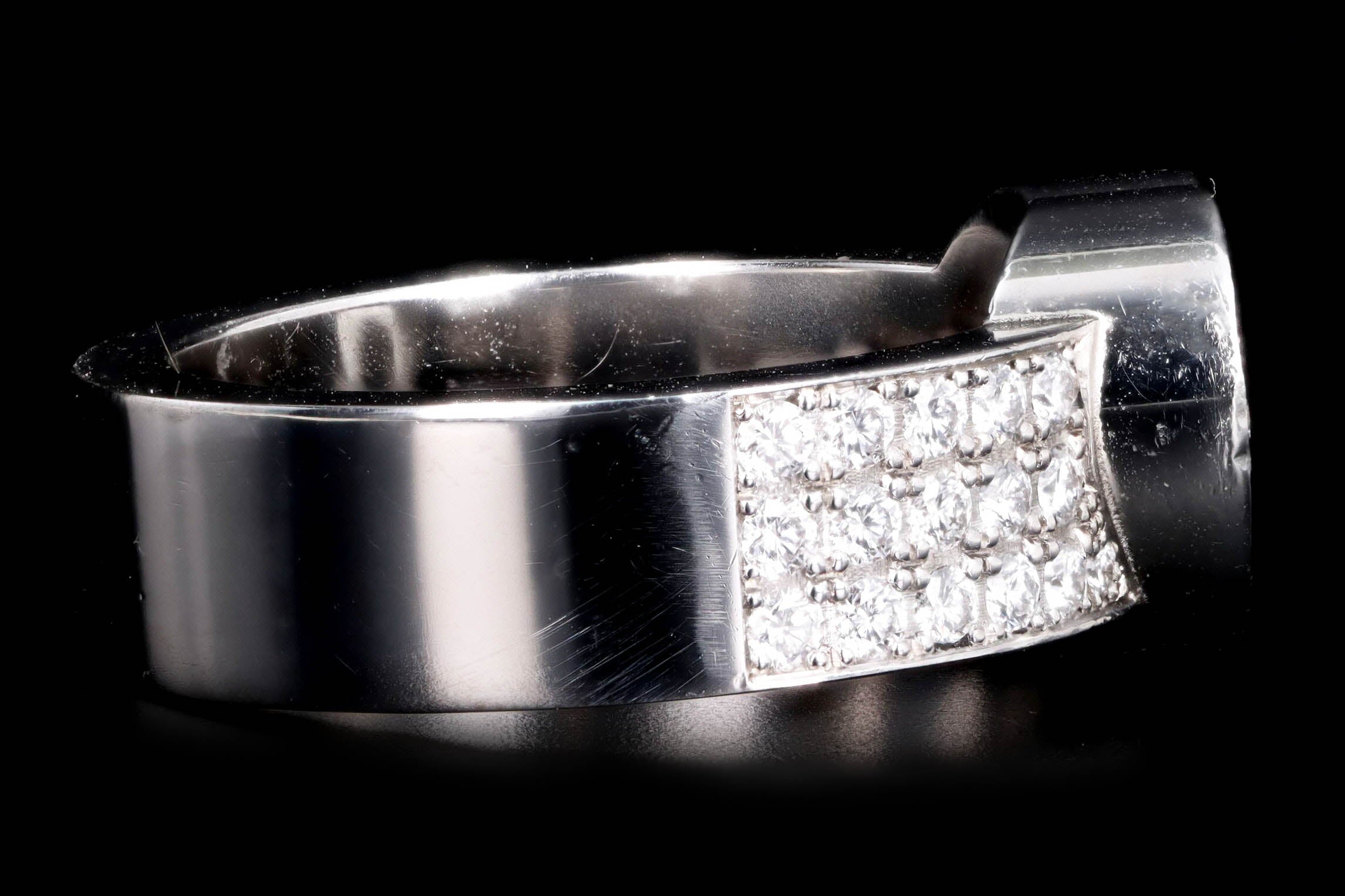 Chopard 18K White Gold Happy Diamonds Heart Ring - Queen May