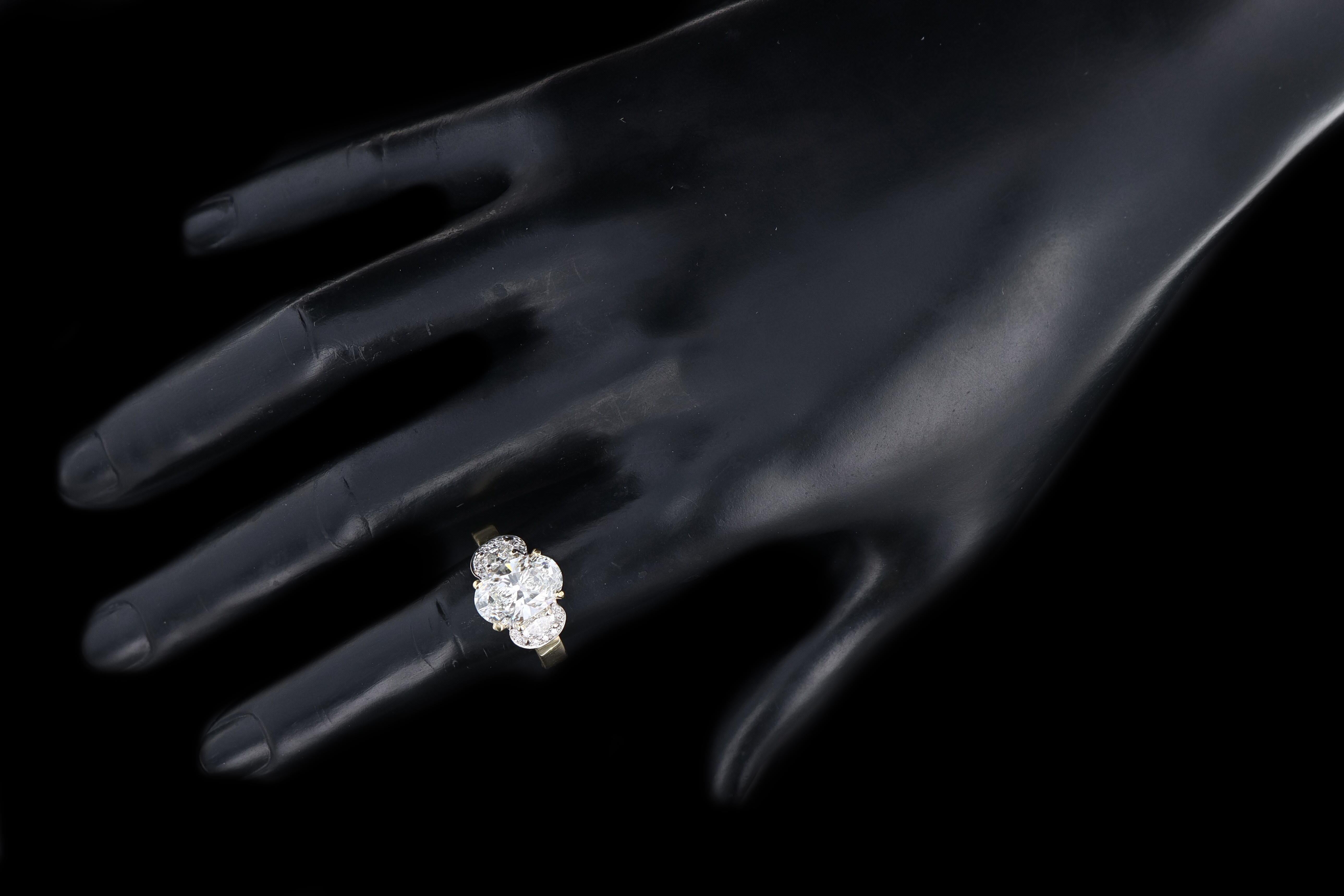 Modern Gregg Ruth 3.27 Carat Oval Diamond Engagement Ring GIA Certified - Queen May