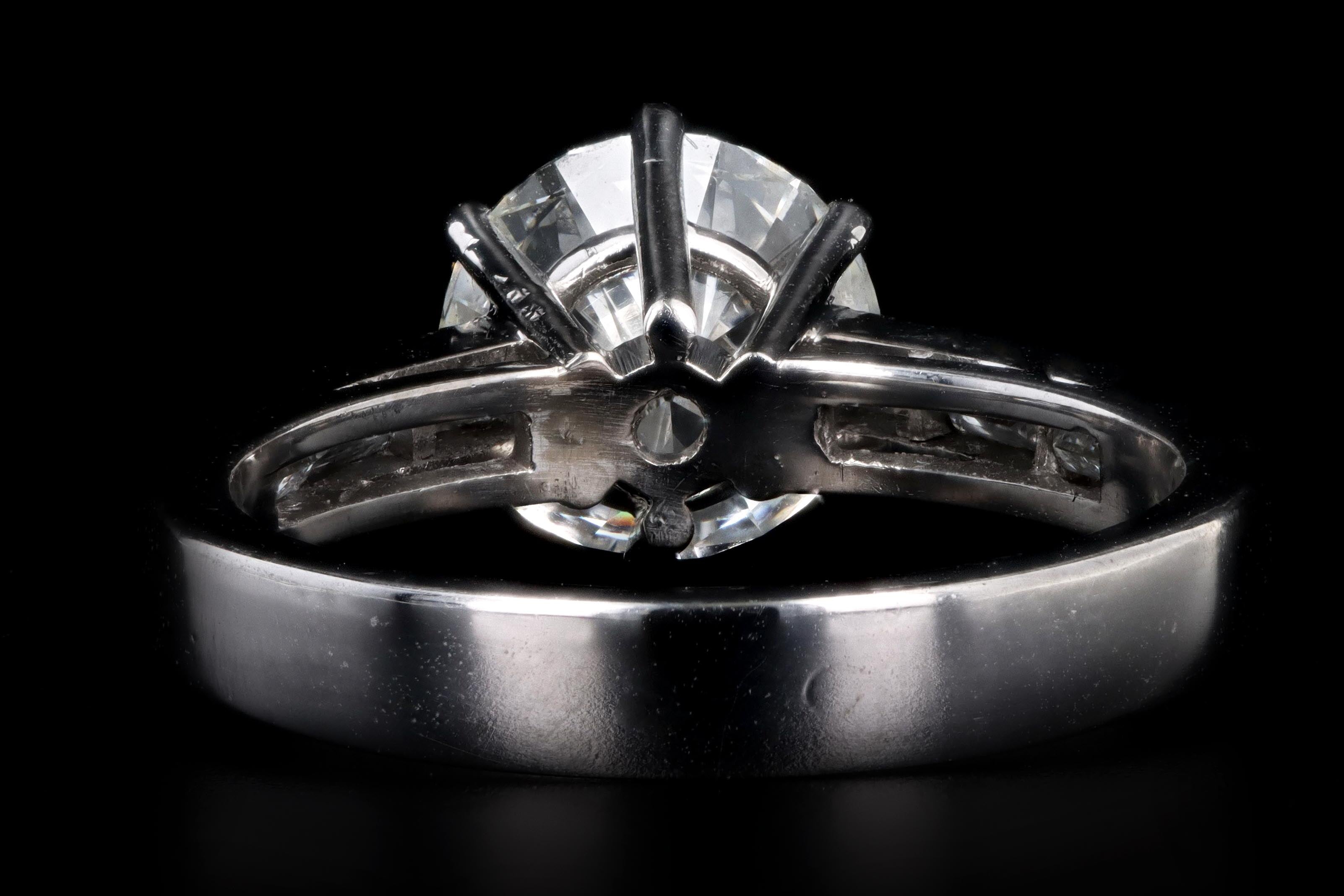 Modern 18K White Gold 1.85 Carat Round Brilliant Diamond Engagement Ring GIA Certified - Queen May