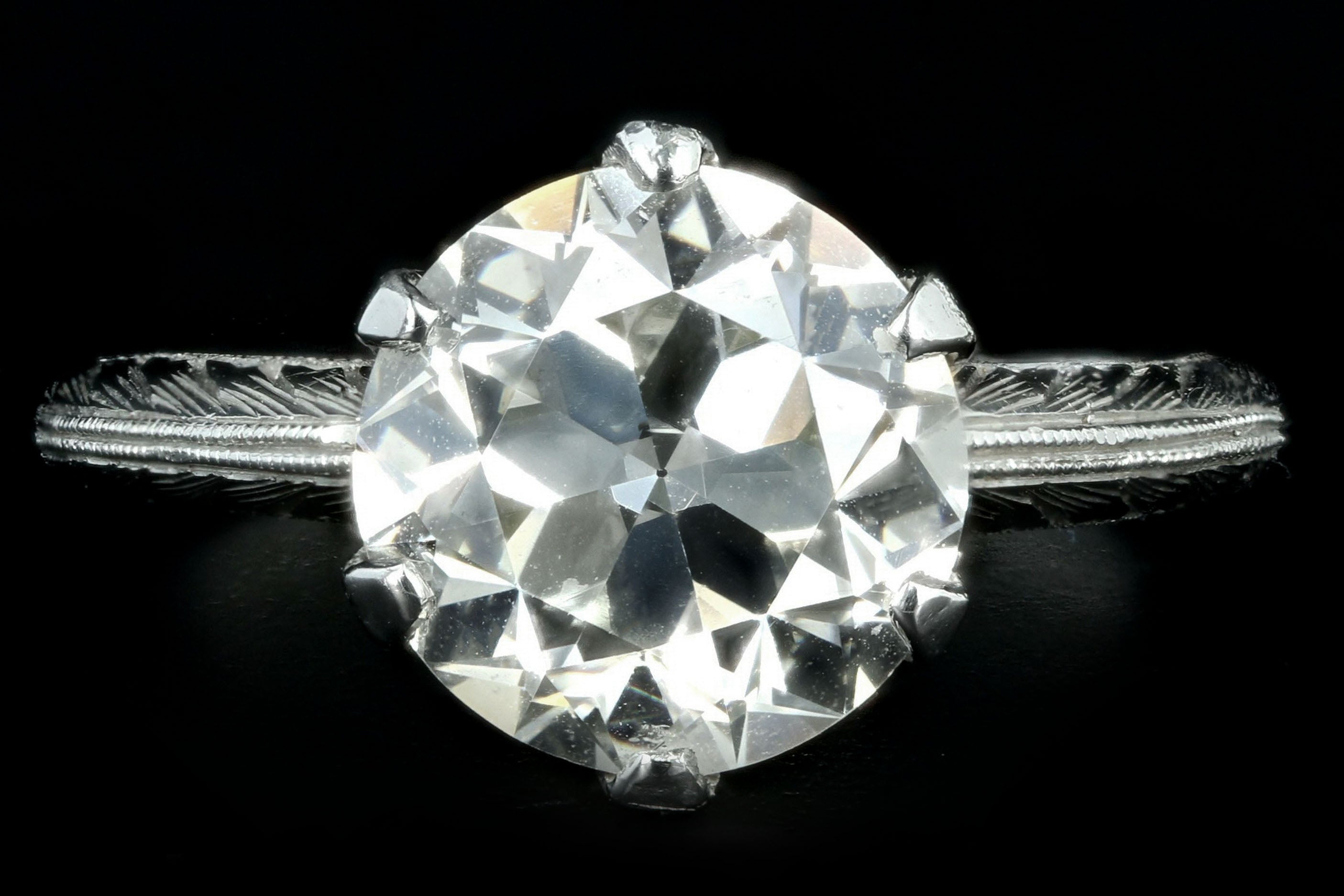 Art Deco Platinum 2.86 Carat Old European Cut Diamond Engagement Ring GIA Certified - Queen May