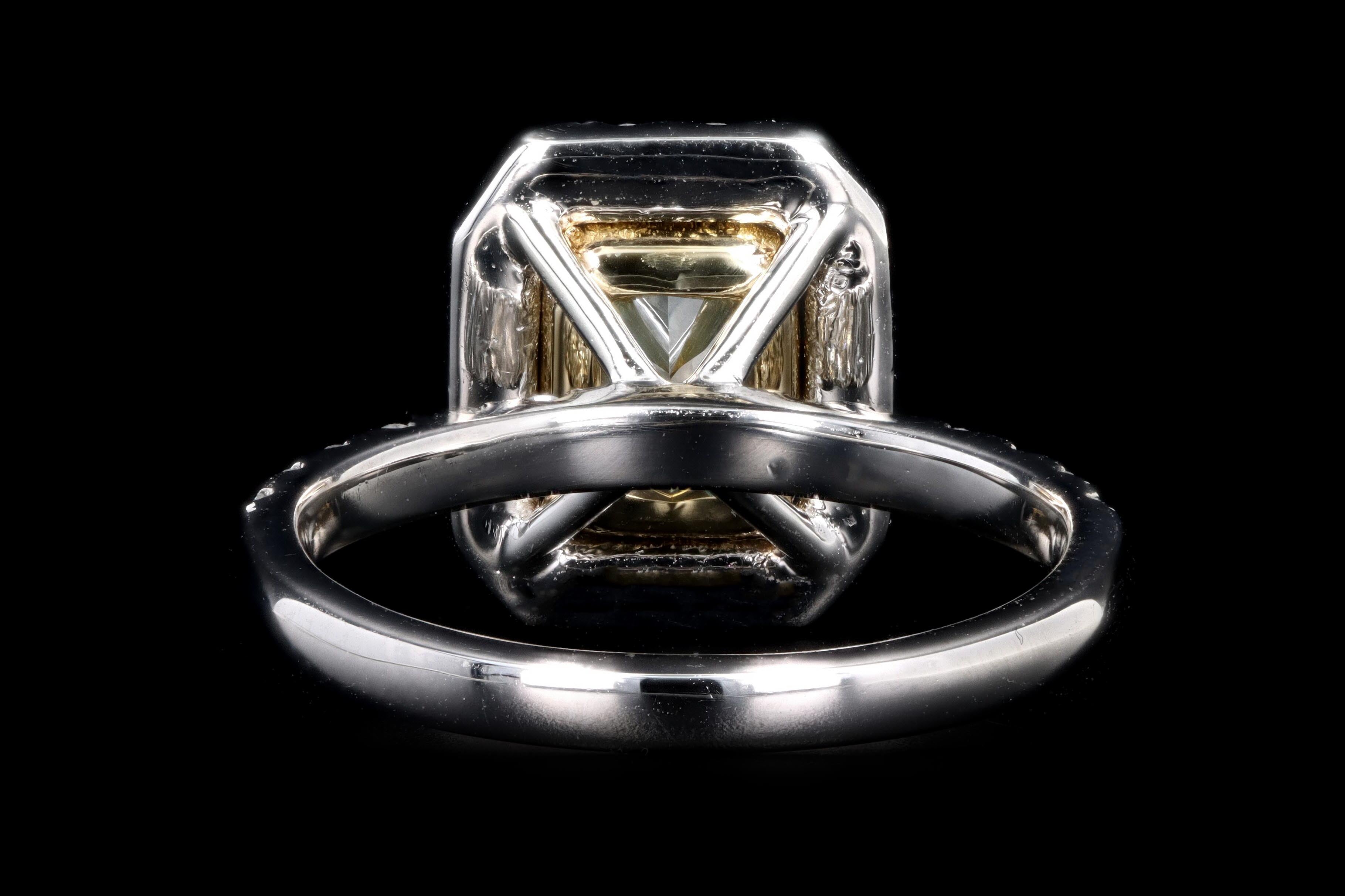 New Platinum 1.73 Carat Fancy Yellow Radiant Cut Diamond Ring GIA Certified - Queen May