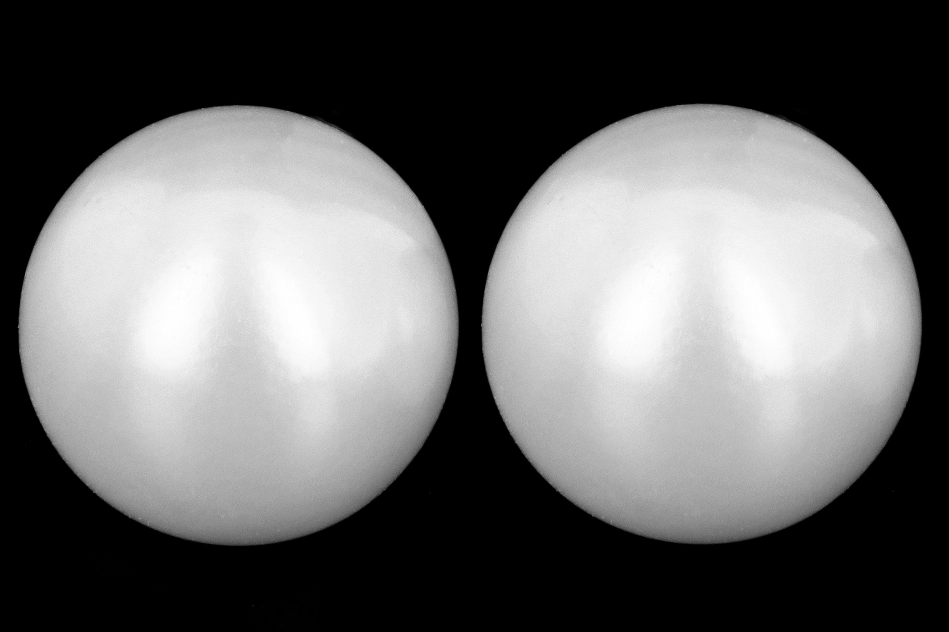 Vintage 14K Yellow Gold 8mm Cultured Pearl Stud Earrings - Queen May