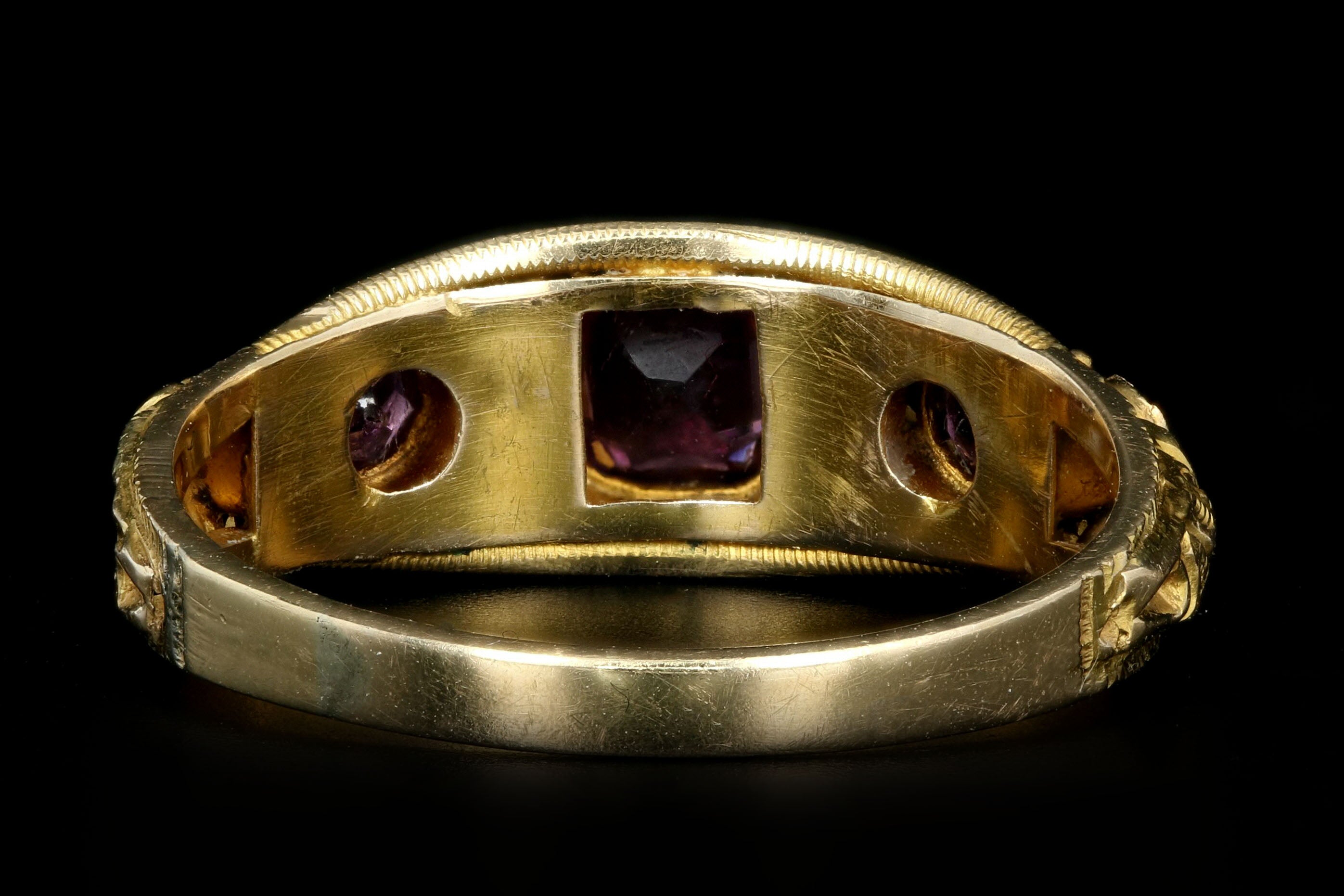 Victorian 15ct Yellow Gold Rhodolite Garnet & Cultured Pearl Ring - Queen May