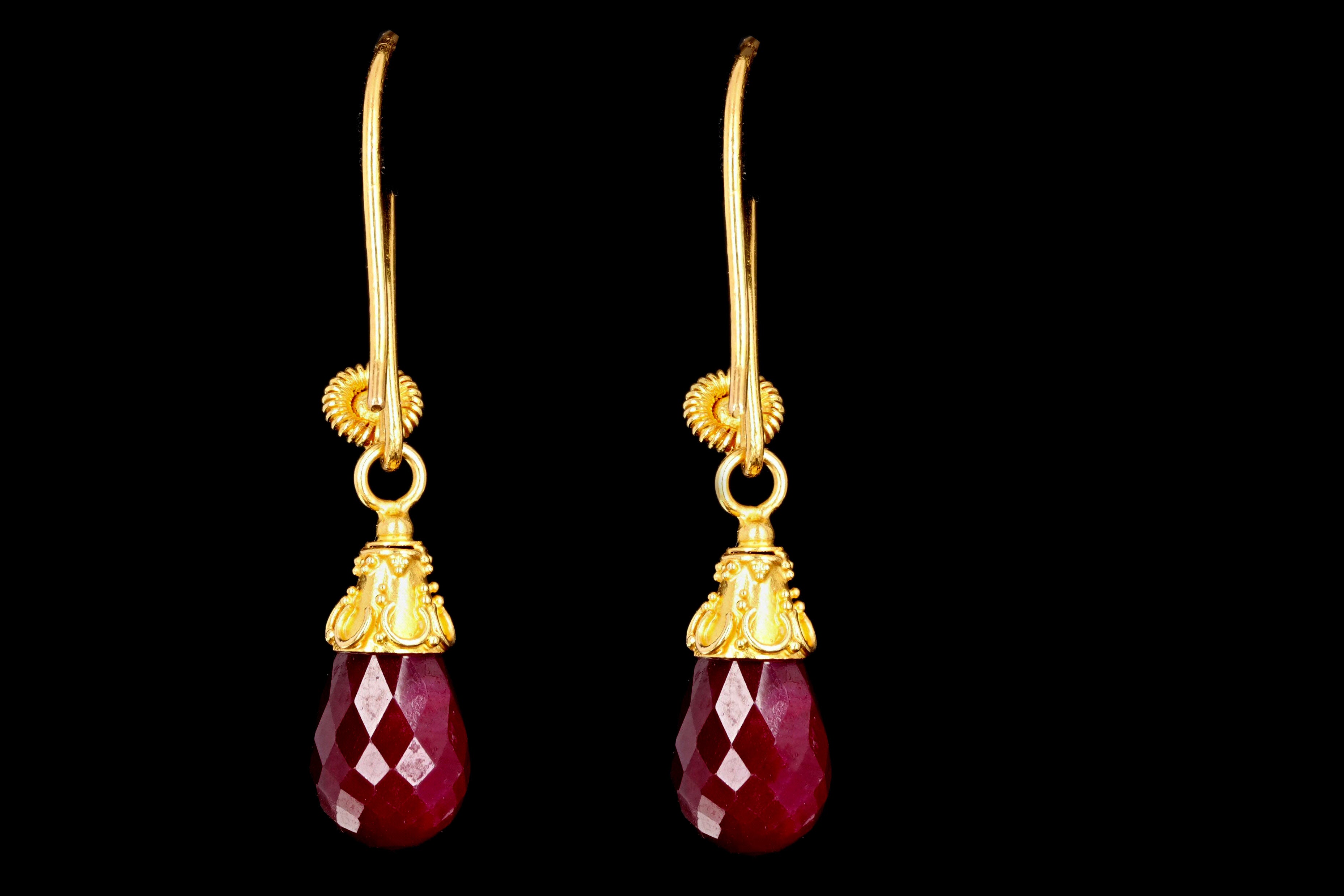 Vintage 22K Yellow Gold Briolette Cut Natural Ruby Drop Earrings - Queen May
