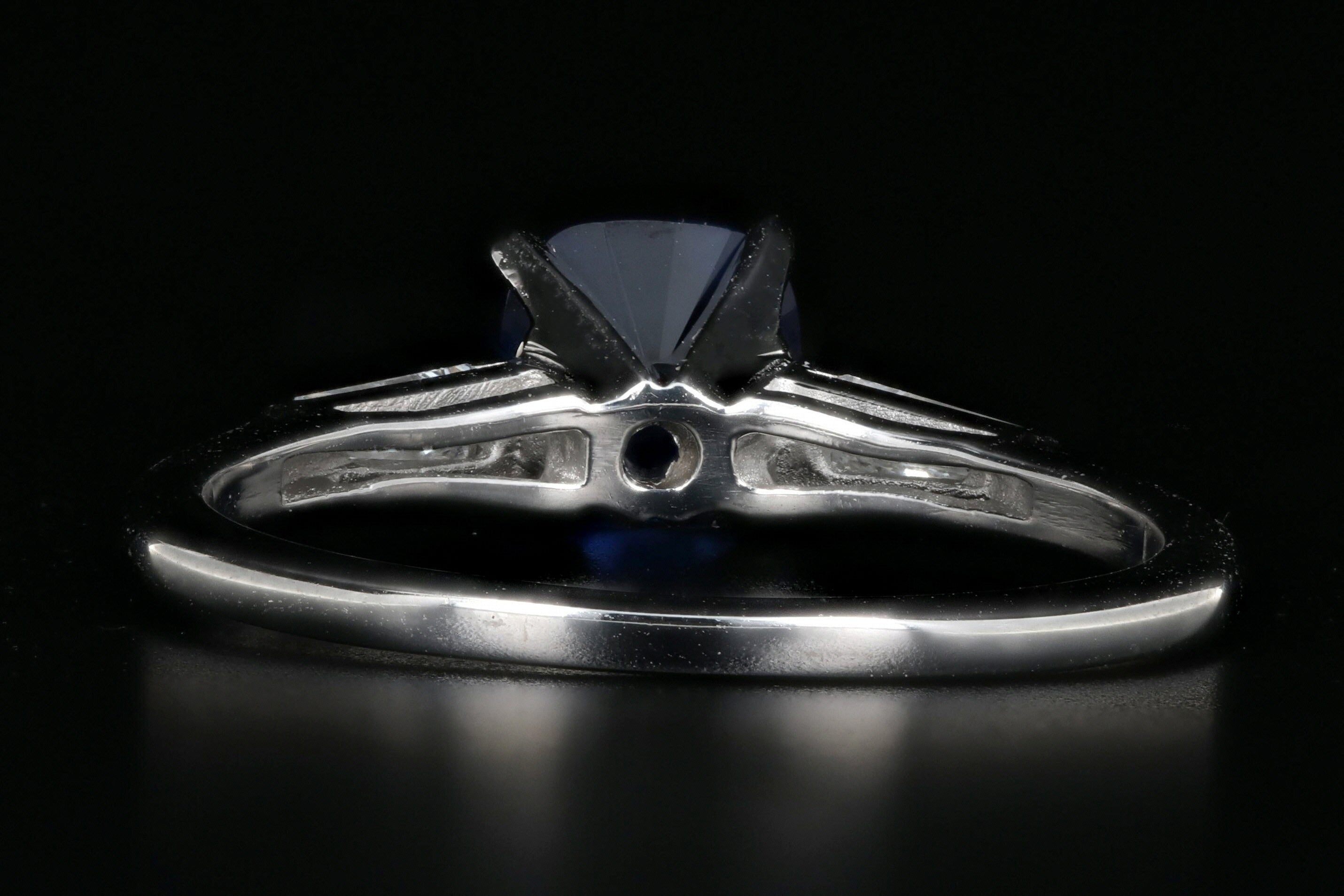 Modern Cushion Cut Natural Royal Blue Sapphire and Diamond Ring AGL Certified - Queen May